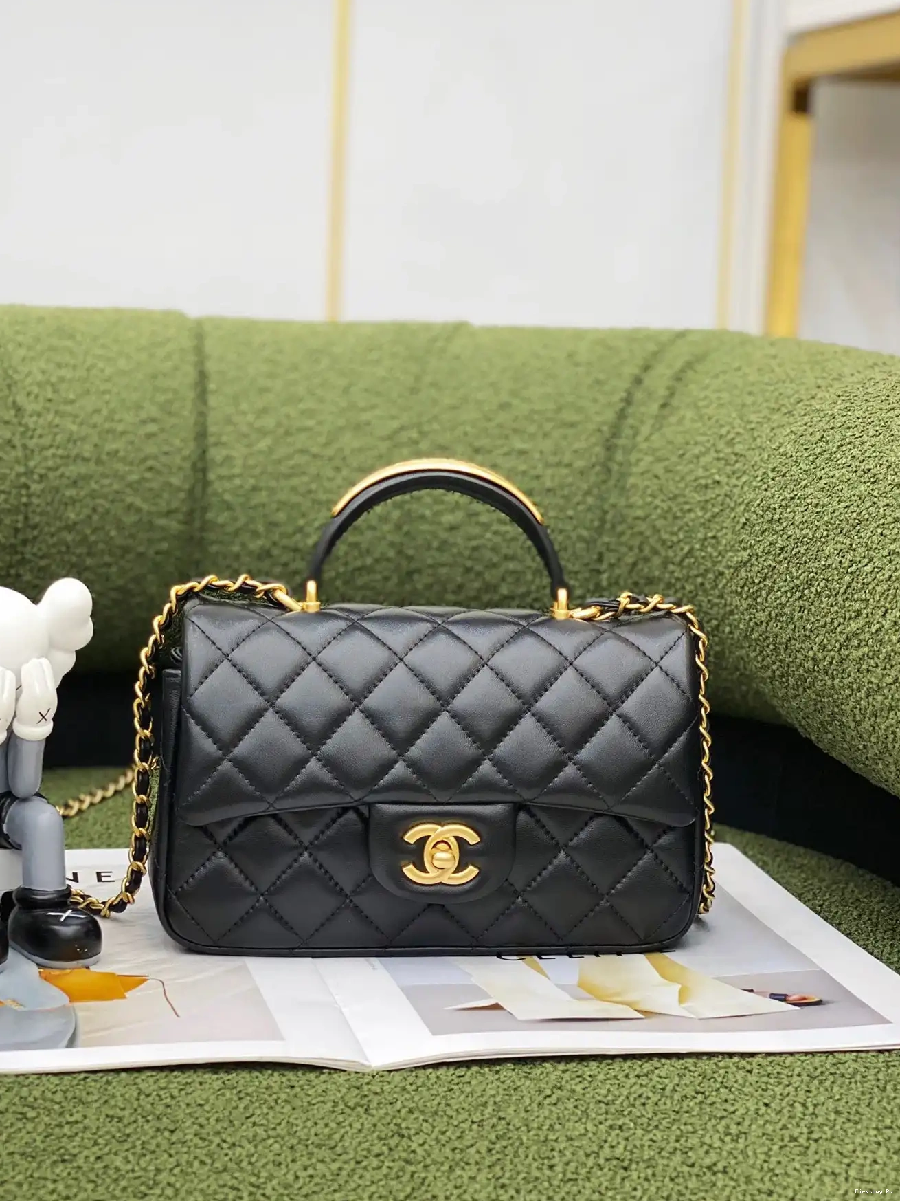 Firstbag Ru FLAP WITH HANDLE TOP BAG CHANEL MINI 0502
